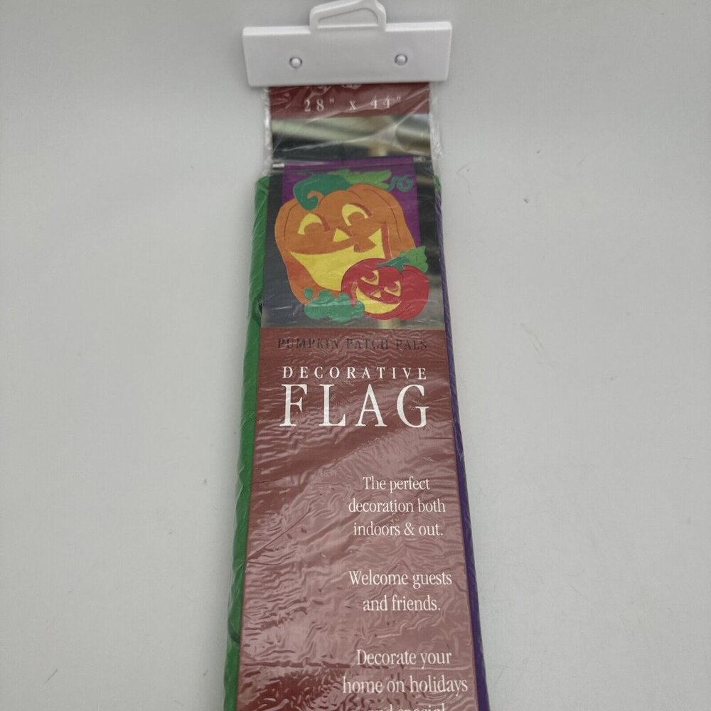 NEW CREATIVE ENTERPRISES DECORATIVE FLAG PUMPKIN PATCH PALS 28" x 44" 01684 GR67